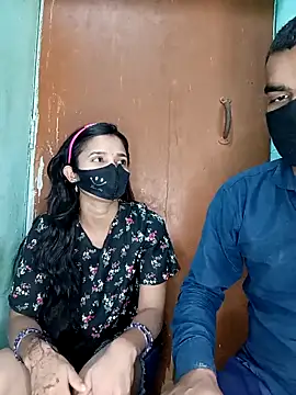 Suhani512 online show from November 25, 2025, 4:57 am