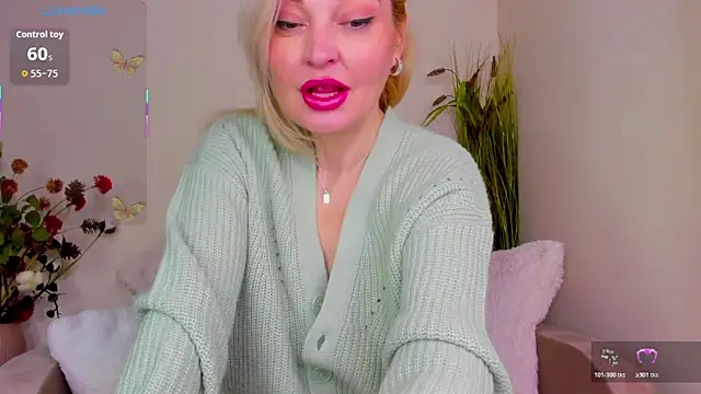 Milena candyy online show from March 11, 2026, 8:36 pm