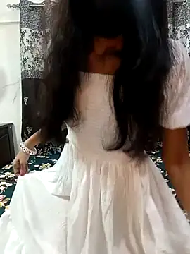 Cute-Bhavya online show from February 16, 2025, 2:53 am