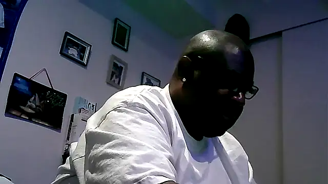 GOODCHOCOLATEDICK online show from December 12, 2024, 12:01 pm