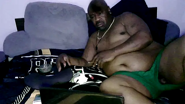 GOODCHOCOLATEDICK online show from December 17, 2024, 8:56 am