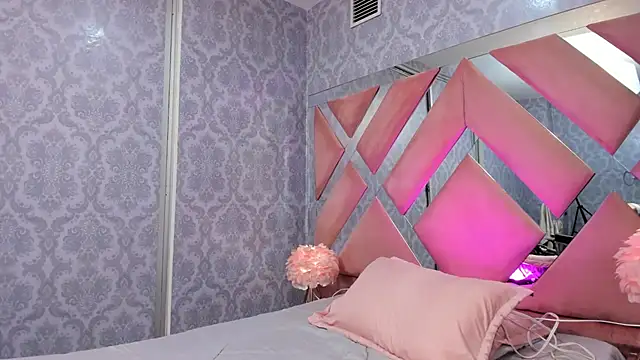 Snapshot of pola_adams_ chatting on October 17, 2025, 2:15 am pola adams  online show from October 17, 2025, 2:15 am