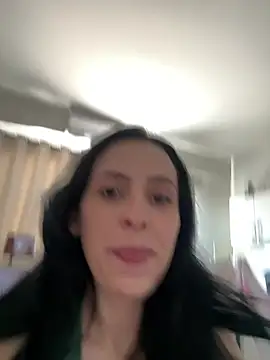 Morguisssz online show from April 5, 2026, 2:24 pm