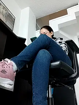 GoddessKarla online show from March 12, 2025, 5:07 pm