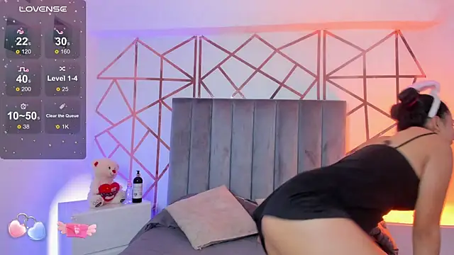 Snapshot of Giselle_Roldan chatting on March 22, 2025, 11:42 am Giselle Roldan online show from March 22, 2025, 11:42 am