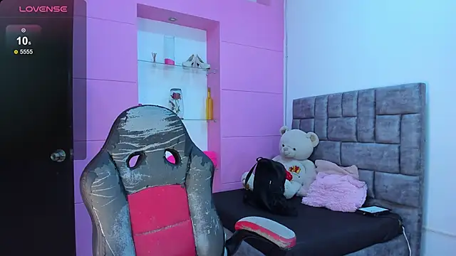 Snapshot of jisoo__ chatting on September 30, 2025, 1:17 pm jisoo   online show from September 30, 2025, 1:17 pm