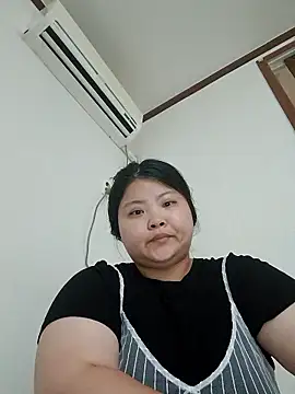 hello098711 online show from July 23, 2026, 7:16 am