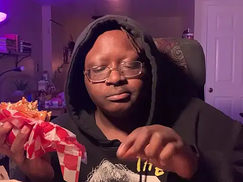 BigKittyRaven online show from December 21, 2024, 2:19 am