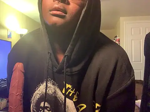 BigKittyRaven online show from December 20, 2024, 3:25 am