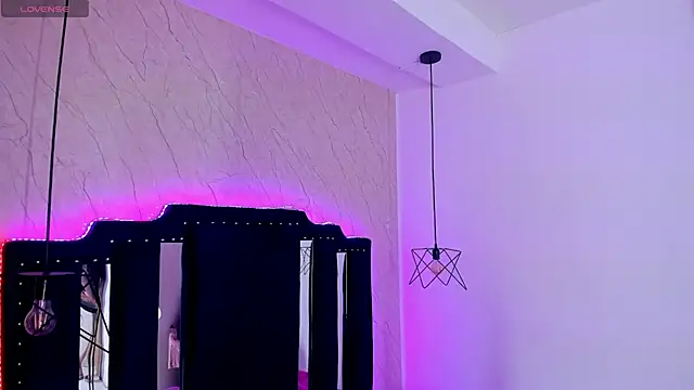 Snapshot of Vick_daves_ chatting on October 8, 2025, 11:34 am Vick daves  online show from October 8, 2025, 11:34 am