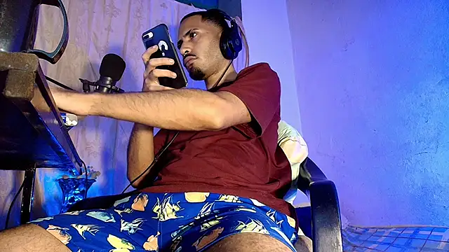 Snapshot of coleman160 chatting on October 28, 2025, 3:40 am coleman160 online show from October 28, 2025, 3:40 am