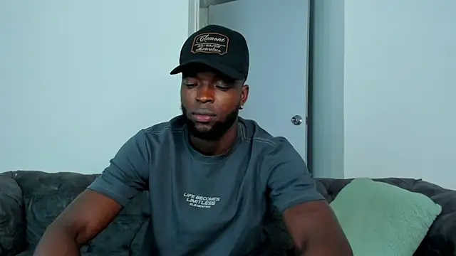 Snapshot of Dylan_Taylor chatting on September 26, 2025, 4:08 am Dylan Taylor online show from September 26, 2025, 4:08 am