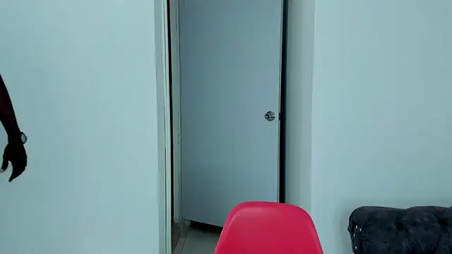 Snapshot of Dylan_Taylor chatting on September 29, 2025, 3:35 am Dylan Taylor online show from September 29, 2025, 3:35 am