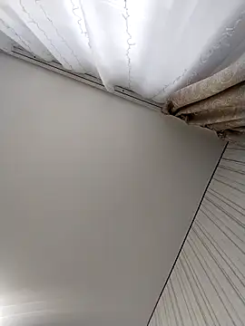 Lorrain Dorrie online show from December 16, 2025, 8:18 am