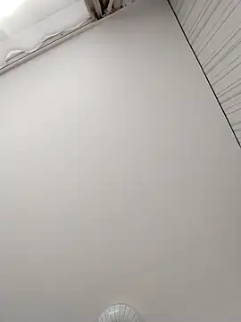 Snapshot of Lorrain_Dorrie chatting on October 20, 2025, 8:37 am Lorrain Dorrie online show from October 20, 2025, 8:37 am