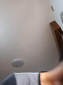 Snapshot of dariodario chatting on October 13, 2025, 7:32 am dariodario online show from October 13, 2025, 7:32 am