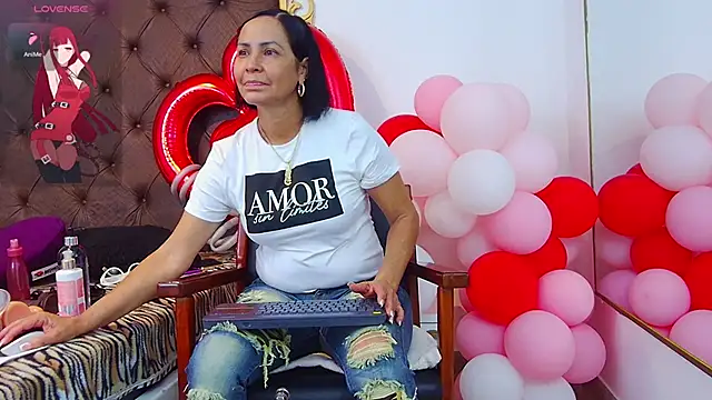 RubyBonnet  online show from February 21, 2025, 12:06 pm
