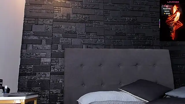 Snapshot of bruno_miller_ chatting on October 10, 2025, 10:21 pm bruno miller  online show from October 10, 2025, 10:21 pm