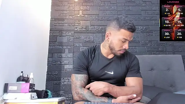 Snapshot of bruno_miller_ chatting on October 9, 2025, 9:59 pm bruno miller  online show from October 9, 2025, 9:59 pm