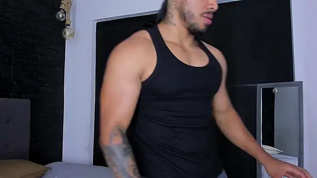 Snapshot of bruno_miller_ chatting on March 18, 2025, 8:59 pm bruno miller  online show from March 18, 2025, 8:59 pm