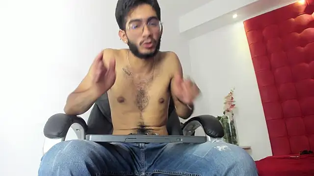 Snapshot of orion_perla chatting on February 13, 2025, 6:41 am orion perla online show from February 13, 2025, 6:41 am