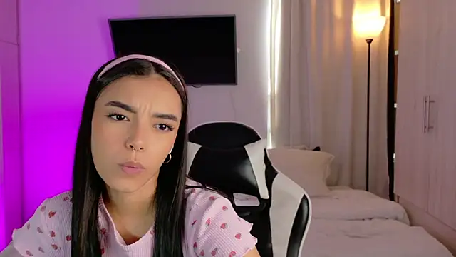 AnabelWolf online show from September 27, 2025, 4:46 pm