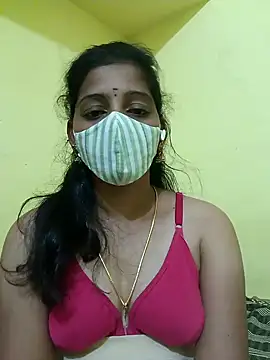Tamil Shalini Lustyy online show from February 19, 2025, 4:00 pm