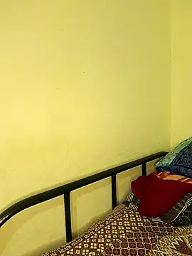Tamil Shalini Lustyy online show from February 1, 2025, 2:45 pm