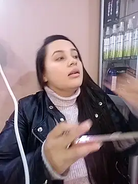 Victoria Ponce1 online show from October 27, 2025, 5:25 pm