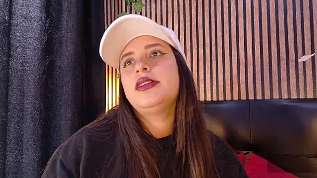 Victoria Ponce1 online show from September 17, 2025, 8:11 pm