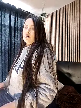 Victoria Ponce1 online show from March 17, 2025, 8:09 pm