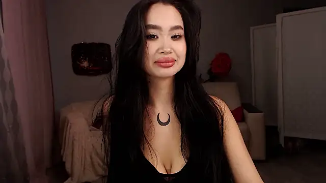 NamiLoveRoom online show from December 11, 2024, 7:20 am