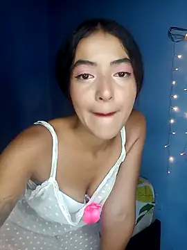 Snapshot of master_litte_girl chatting on January 24, 2025, 3:32 am master litte girl online show from January 24, 2025, 3:32 am