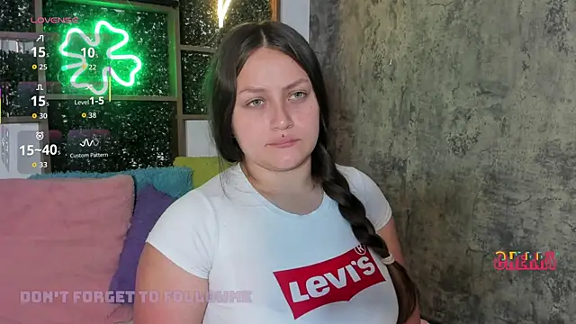 cherry coper online show from November 1, 2025, 12:54 pm