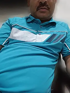 samee00721 online show from April 5, 2026, 2:13 pm