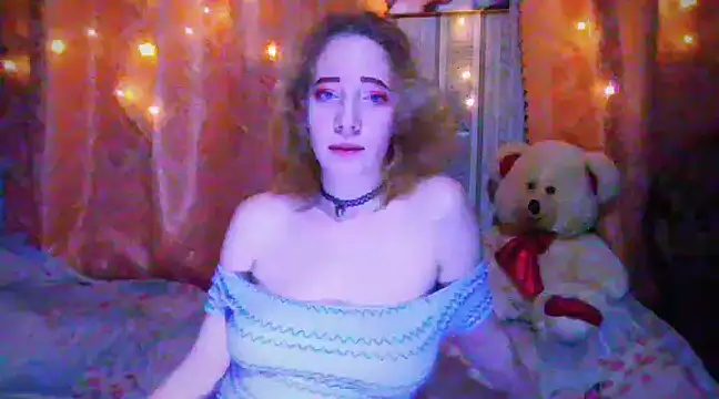 Snapshot of MelxMellie chatting on December 23, 2024, 9:08 pm MelxMellie online show from December 23, 2024, 9:08 pm