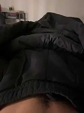 alixbg33 online show from December 8, 2024, 9:02 am