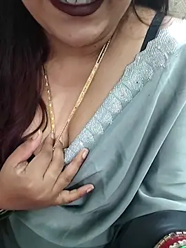 Mayuri77 online show from October 6, 2025, 7:14 pm