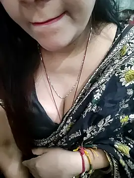 Mayuri77 online show from May 23, 2026, 6:12 am