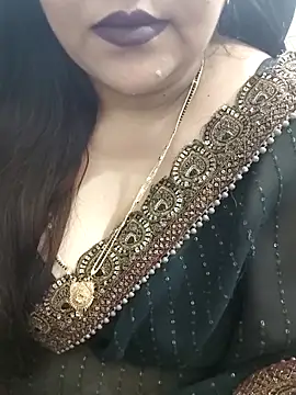 Mayuri77 online show from October 6, 2025, 7:09 am