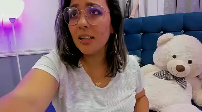 Snapshot of Pandoracherry chatting on February 15, 2025, 8:54 am Pandoracherry online show from February 15, 2025, 8:54 am