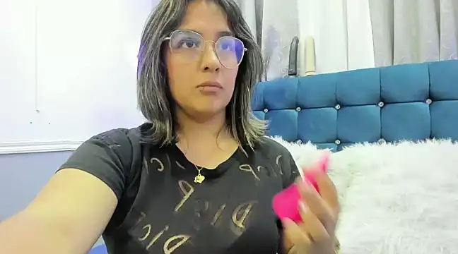 Snapshot of Pandoracherry chatting on February 12, 2025, 3:07 am Pandoracherry online show from February 12, 2025, 3:07 am