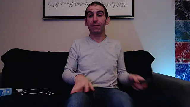 Snapshot of Samir_44200 chatting on November 15, 2025, 2:37 am Samir 44200 online show from November 15, 2025, 2:37 am