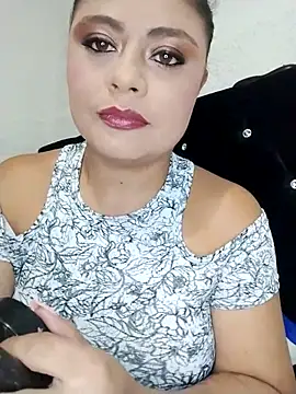 ElizabethWeil online show from October 22, 2025, 2:49 pm