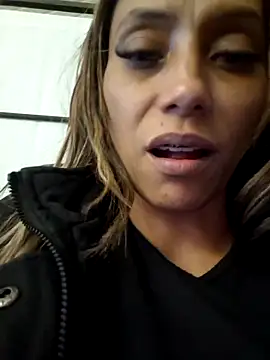 Snapshot of salome_drasin chatting on October 18, 2025, 2:57 am salome drasin online show from October 18, 2025, 2:57 am