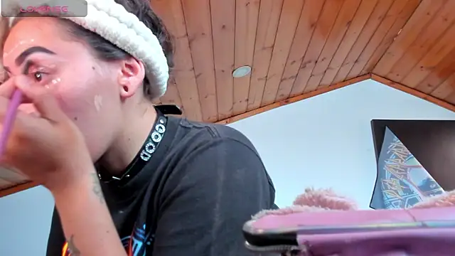 Darkness jones  online show from March 6, 2026, 4:24 pm