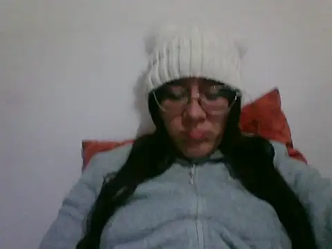 Snapshot of Darkness_jones_ chatting on February 6, 2026, 7:54 pm Darkness jones online show from February 6, 2026, 7:54 pm