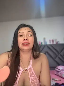 Snapshot of LIZ-06_ chatting on October 12, 2025, 6:31 pm LIZ-06 online show from October 12, 2025, 6:31 pm