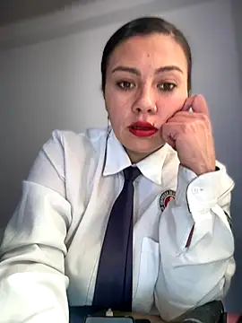 Snapshot of LIZ-06_ chatting on October 15, 2025, 3:20 pm LIZ-06 online show from October 15, 2025, 3:20 pm