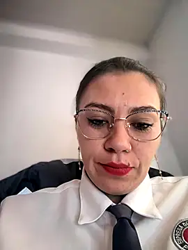 Snapshot of LIZ-06_ chatting on September 23, 2025, 1:07 pm LIZ-06 online show from September 23, 2025, 1:07 pm